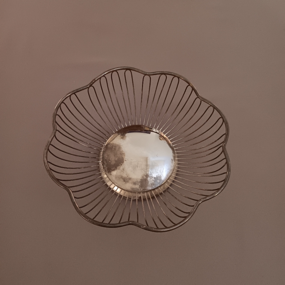 Kent Silversmiths Silver-plated Bread Basket